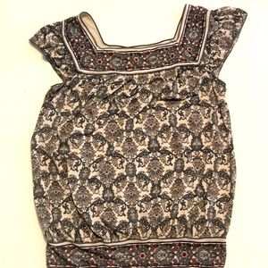 Max studio top size small